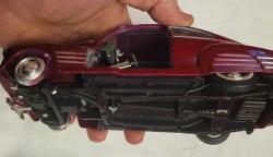 BÜYÜK EBAT METAL EKSİKLİ KLASİK MODEL ARAÇ. AÇIKLAMAYI OKUYUNUZ.