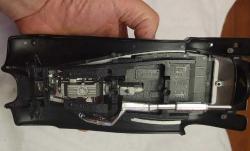 EKSİKLİ BÜYÜK EBAT KLASİK MODEL ARABA. AÇIKLAMAYI OKUYUNUZ.