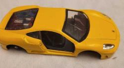 EKSİKLİ BÜYÜKÇE EBAT MODEL ARABA. AÇIKLAMAYI OKUYUNUZ.