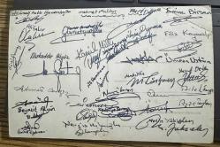 Öğrenci Arkadaşlar arkası imzalı siyah beyaz eski fotoğraf