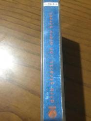 DİRE STRAİTS ON EVERY STREET kaset