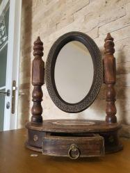 AHŞAP EL OYMA SEDEF KAKMA MAKYAJ AYNASI