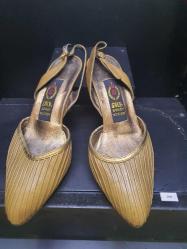 VİNTAGE DERİ BAYAN AYAKKABI