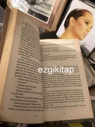 sıfır noktasındaki kadın - neval el seddavi