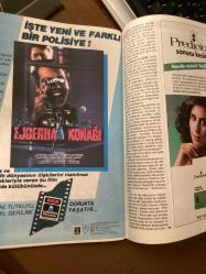 nokta dergisi 17  eylül  1989   sayı 37  yıl  7   (sinema kitap müzik büyünün gücü bülent ecevit cudi 200 iran askeri islamcı tiyatrocular metin gürdere genelev kavgası rafsancani dönemi abd siyah beyaz çatışması medyum keto 12 eylül fikret kızılok yılmaz güney sophie marceau)