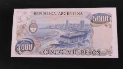 1977 YILI ARJANTİN  5000  PESO  HİÇ KULLANILMAMIŞTIR.