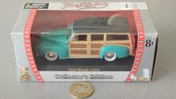 YATMING-ROAD SİGNATURE  2000 YILI FORD WOODY WAGON 1948 MODEL  SIFIR  HİÇ KULLANILMAMIŞ 1/43 ÖLÇEK  KOLEKSİYON ÜRÜNÜ