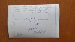 SANAYİCİ, İŞ ADAMI ve TÜSİAD ESKİ BAŞKANI ALİ KOÇMAN'IN ORİJİNAL FOTOĞRAFI - 18 x 12 cm EBADINDA - ALİ KOÇMAN, BEYOĞLU VAKKO SANAT GALERİSİ'NDEKİ SERGİDE İŞ ADAMI ERTUĞRUL SOYSAL'A TANSİYONUNU ÖLÇTÜRÜRKEN ÇEKİLMİŞ BİR KARE. 5 EKİM 1984