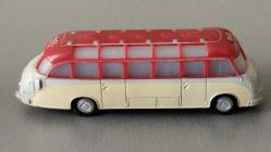 LOT.1 » COCA COLA FİRMASI TARAFINDAN 1954 FİFA DÜNYA KUPASINA KATILAN ALMANYA MİLLİ TAKIMI İÇİN SINIRLI SAYIDA ÜRETİLMİŞTİR. Kässbohrer Setra S8. 1/87 ÖLÇEK KOLEKSİYON ÜRÜNÜ. KULLANILMIŞTIR.