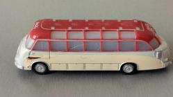 COCA COLA FİRMASI TARAFINDAN 1954 FİFA DÜNYA KUPASINA KATILAN ALMANYA MİLLİ TAKIMI İÇİN SINIRLI SAYIDA ÜRETİLMİŞTİR. Kässbohrer Setra S8. 1/87 ÖLÇEK KOLEKSİYON ÜRÜNÜ. KULLANILMIŞTIR.