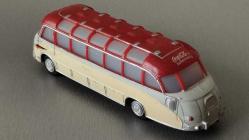 COCA COLA FİRMASI TARAFINDAN 1954 FİFA DÜNYA KUPASINA KATILAN ALMANYA MİLLİ TAKIMI İÇİN SINIRLI SAYIDA ÜRETİLMİŞTİR. Kässbohrer Setra S8. 1/87 ÖLÇEK KOLEKSİYON ÜRÜNÜ. KULLANILMIŞTIR.