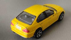 REALTOY BMW 3 SERİSİ DÖKÜM 1/59 ÖLÇEK KOLEKSİYON ÜRÜNÜ.KULLANILMIŞTIR.RESİMDE GÖRÜLDÜĞÜ GİBİ.