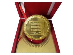 TÜRK SİLAHLI KUVVETLERİ MEHMETÇİK VAKFI ALTIN KAPLAMA BÜYÜK BOY MADALYA