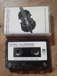 İstanbul Oda Orkestrası (Yöneten: Timur Selçuk)