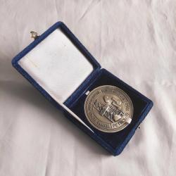 PETROL-İŞ SENDİKASI 1950 HATIRA MADALYON