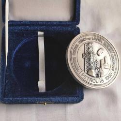 PETROL-İŞ SENDİKASI 1950 HATIRA MADALYON