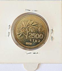 Türkiye Cumhuriyeti 1997 Yılı 2500  Lira   Kenar Yazısı Turaya Göre Düz  Sadece Darphane Setinde Bulunur (Nadir )  (TCMK0006)