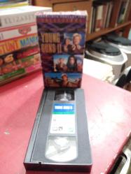 LOT.16 » YOUNG GUNS ll