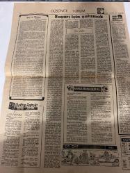 DÜNYA GAZETESİ - DOĞUM GÜNÜ HEDİYESİ (TURKISH NEWSPAPPER) - 20 MART 1971 - SADECE TEK YAPRAKTIR -Cevdet Sunay-Nihat Erim-Kemal Satır-Ali İhsan Göğüş-Fikret Ekinci-Deniz Gezmiş-Eyiceoğlu-Atalay-Anıl Çeçen-Mazlum Uslutaş-Dudley Hines-Muharrem Altıkan-Nihat Erim Başbakan-Cevdet Sunay yeni Başbakan ile görüştü-Erimi ilk ziyaret edenler Kemal Satır Ali İhsan Göğüş ve Fikret Ekinci-Parti liderleri ne dedi-Yurt ilgilileri Gezmiş burada barınamaz demişlerdi ama-Deniz Gezmiş ODTÜde harem dairesi kurmuş-12 Mart mesajı hiç bir parti için hazırlanmadı-Silah zor ile 465 bin lirayı alıp kaçtılar-Kasa hırsızları bulunamadılar-Atalay toprağa verildi-Kopan kol koyun eti ilave edilerek yerine dikildi-Bir otobüs 9 otomobili ezdi-Sivasta 9 anarşist tutuklandı-Suç ve düzen-Başarı için çalışmak-Pratik bilgiler-Define peşinde-Karga bana dedi ki-Dr Çat-Bozz