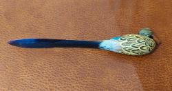 Avrupa, Vintage Tarzı Ördek Şeklinde Mektup Açacağı. Ahşap Üzeri Detaylı İşçiliğiyle El Boyamalı Zarif ve Eşsiz (Koleksiyonluk) Bir Üründür. Kullanılmış ve İyi Korunmuş Durumdadır. Renkleri İlk Günkü Gibidir. 1970'ler.