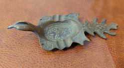 Avrupa, Tavus Kuşu Temalı Eski Küllük. Kaidesiz ve Kanatları Eksiktir. Pirinç. Haliyle. 1970'ler-80'ler.