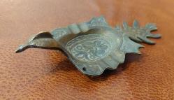 Avrupa, Tavus Kuşu Temalı Eski Küllük. Kaidesiz ve Kanatları Eksiktir. Pirinç. Haliyle. 1970'ler-80'ler.