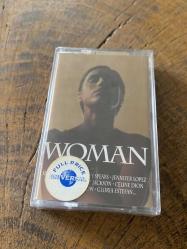 WOMAN - SHANIA TWAIN / BRITNEY SPEARS / JENNIFER LOPEZ / MARIAH CAREY / JANET JACKSON / CELINE DION SADE.... KASET (JELATİNİNDE)