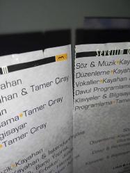 CD Kayahan emrin olur albümü. Orijinal Raks 1997 sarı bandrollü dönem baskı albüm. Disk 10 üzerinden 9.5 Sorunsuz çalışıyor. koleksiyonluk