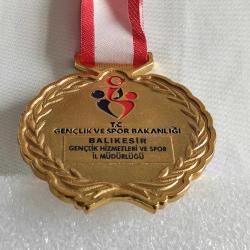 T.C. GENÇLİK VE SPOR BAKANLIĞI - ALTIN RENKLİ MADALYA