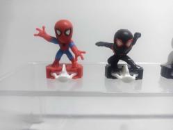 Kinder Marvel Spiderman Örümcek Adam Figürü Kinder Sürpriz Yumurta Mini Figür Oyuncak Tam Set 8 Adet