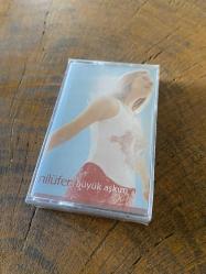 NİLÜFER - BÜYÜK AŞKIM - KASET (JELATİNİNDE)