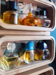 Minyatür Dolap, Orjinal Mini Parfümlü