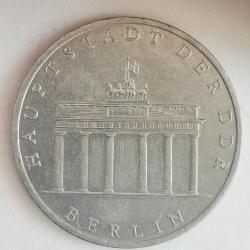 ALMANYA   1971 A   5   MARK   HATIRA Berlin'in Brandenburg kapısı