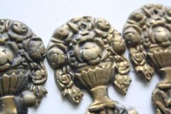 3  ADET  TAKIM   VİNTAGE PRİNÇ PERDE ASKILIK (İ3 KASA - X2