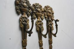 3  ADET  TAKIM   VİNTAGE PRİNÇ PERDE ASKILIK (İ3 KASA - X2