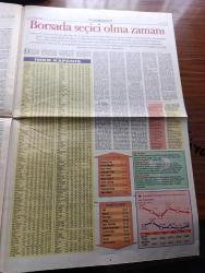 Pazar Postası Gazetesi - Turkish Newspaper - 11 Ağustos 1996 - Sayı 138 - ANAP'ta zor dönemeç yazan Mete Belovacıklı - Avrupa'nın Refah Partisi'ne ve Türkiye'ye bakışı yazan Faruk Şen - Refah Sorunsalı yazan Doğu Ergil - Sevr'de çok hukuk yazan Taha Akyol - Kamil Koç Prestij'i seçti - Çetinkaya'nın hedefi 250 mağaza - Kürt sorununu Paris şartı çözer yazan Ömer Servet - Yeni Sol ve SHP üzerine yazan Ercan Karakaş - ANAP Genel Merkezi KİT'leşti yazan Naki Özkan - terör kabuk değiştiriyor yazan Sami Kohen - Fransa eski cumhurbaşkanı Mitterand'ın erotik hikayeleri - Hitler'in zafer siparişi satıldı - Ar olimpiyata değil kar olimpiyatı yazan Dinçer Güner - Hişt Kültür Sanat dergisi yazan Ahmet Ümit - haftanın filmleri yazan Ahmet Mithat - borsada seçici olma zamanı - İMKB kapanış - En iyi 10 Hisse - Cumhuriyet döneminde Türk sanat müziğinin duayenleri - Münir Nurettin Selçuk fotoğraf - Selahattin Pınar fotoğraf - Osman Nihat Akın Yahya Kemal Beyatlı'nın şiirleri üzerine beste yaptı