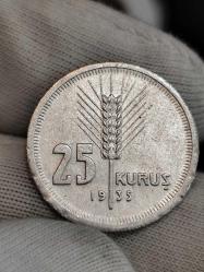 1935 Yılı Gümüş 25 Kuruş Çil