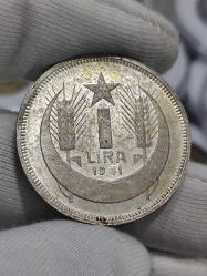 1941 Yılı Gümüş 1 Lira (İnönü) Çil