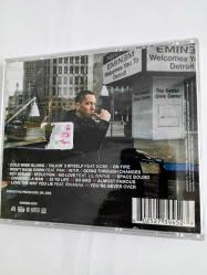 Eminem - Recovery / hiphop / Lil Wayne / Rihanna