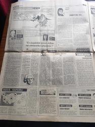 Dünya Gazetesi - Turkish Newspaper - 21 Aralık 1977 - Adalet Partisi milletvekili Enver Akova ile Ahmet Karaaslan da istifa etti - aramalara rağmen silahlar bitmiyor haber fotoğraf Savaş Ay - Vehbi Koç toplu sözleşme ekonomiyi çökertecek dedi - Şeyh Yamani garanti verdi petrole zam gelmeyecek - Mevlana'ya nasılsan öyle gel yazan Kenan Deniz - Türk Ticaret Bankası Cevizli şubesi soyuldu - Hümeyra'nın defilesi Fotoğrafı - Filiz Akın ve Semiramis Pekkan da defiledeydi - birikim solda ama yazan Attila İlhan - sinema programı - Aleviler ve Bektaşiler yazan Murat Sertoğlu - iktidar mı hükümet mi yazan Tarık Dursun K. - denizler evliyası Turgut reis yazan Murat Sertoğlu - Şükür kavuşturana ve Fenerbahçe Boluspor önünde fotoğraf - 2. Ligde borcu olmayan tek kulüp Rizespor Fotoğrafı - Cemil Turan'a altın madalya verilecek - antrenör Turgut Kafkas Mersin için düşme söz konusu olamaz dedi - Yılın sporcusu anket fişi - İstanbul Sanayi Odası Başkanı Nurullah Gezgin'in açıklaması - Ertuğrul Soysal