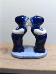 K202----HOLLANDA ÇOCUKLAR PORSELEN BİBLO