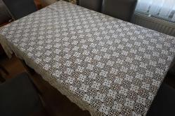 BÜYÜK DANTEL MASA ÖRTÜSÜ - 130 X 210 -