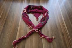 KIRMIZI İĞNE OYASI - 70 X 70 CM