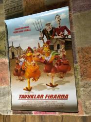LOT.13 » Tavuklar Firarda sinema filmi afişi