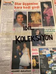 HAFTANIN SESİ GAZETESİ - DOĞUM GÜNÜ HEDİYESİ (TURKİSH - NEWSPAPER) - 5 HAZİRAN 1992 - SAYI : 23 - TAM TAKIM 12 SAYFADIR -Fatma Girik-Memduh Ün-Yazgülü Aldoğan-Suna Yıldızoğlu-Sibel Gökçe-Regine Bac-Petra von Hellens-Raffaella Esposito-Spanelis Cosmina-Funda Barın-Sami Aksu-Meltem-Sibel Girayalp-Hüseyin Emre-Hazal-İrfan Alyanak-Mehmet Budak-Süleyman Demirel-Rüştü Saraçoğlu-Tansu Çiller-Mesut Yılmaz-Erdal İnönü-Deniz Baykal-Tanju Acar-Müjde Ar-Ajda Pekkan-Nükhet Duru-Leyla Alaton-Thomas Calabrese-Morgan Fairchild-Engelbert Humperdinck-Kevin Douglas-Jim Sheridan-Daniel Day Lewis-Christy Brown-Atıf Yılmaz-Tarık Akan-Kemal Sönmez-Zeyyat Selimoğlu-Nina Ricci-Jean Louis Scherrer-Kadir İnanır-Tülay Bilginer-Deniz Som-Marcel Marceau-Erdinç Dinçer-Vecihi Ofluoğlu-Taner Barlas-Filiz Akın-Gönül Yazar-Cem Karaca-Fikret Türkyılmaz-Cahit Berkay-Uğur Dikmen-Hayko-Ayşel Gürel-Zeynep Talu-Ülkü Aker-Tracy Chapman-Joan Baez-Joni Mitchell-Reyman Nilhan Eray-Tolga Aşkıner-Pelin Körmükçü-Hazım Körmükçü-Aytaç