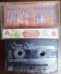 ÖZLEM ÖZDİL YÜRÜ BE HAYDARIM KASET İKİNCİ ELDİR