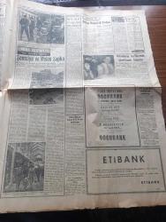 Yeni İstanbul Gazetesi - Turkish Newspaper - 19 Mart 1959 -  NATO ıslah edilmelidir IV yazan Seyfi Kurtbek Yazı Dizisi - Adnan Menderes dün Ürdün Başvekili İle 1 saat görüştü - Mısır'da General Kasım aleyhinde nümayişler - Büyük Doğu gazetesi hakkında Dün takibata geçildi - MacMillan Amerika yolunda - Celal yardımcı istifa mı etti - Ramazan vaazları - Çanakkale zaferi'nin yıl dönümü kutlandı - Nil perisi yazan Muazzez Aruoba Yazı Dizisi - İstanbul'da tiyatro sinema programı - Sirkeci paket postanesi yakında yıktırılacak - Tokat mebusu Rıza Ulusoy CHP'den ayrılmıyor - para kurları hakkında ek tebliğ - Adnan Menderes ve İsmet İnönü Bonn'a davet edildiler - Fenerbahçe Beşiktaş'ı 1 0 yenerek beyaz grup liderliğini kazandı fotoğraf - karagümrükle  Adalet dün yenişemediler - Milli güreş takımımız dün akşam yurda döndü - Güney Amerika futbol şampiyonası maçları - Beyaz grup puan cetveli - Çekler bizimle milli maç yapmak istiyor - günümüzün en sevilen Fransız şarkıcısı Yves Montand fotoğraf