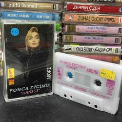 YONCA EVCİMİK - DANSÇI KS1275