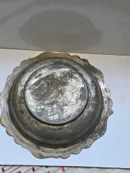YAŞLI BAKIR TABAK 24 CM ÇAP KIRPIKLI