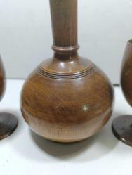 RF32-----İKİ ADET KADEHİ İLE AHŞAP KARAF